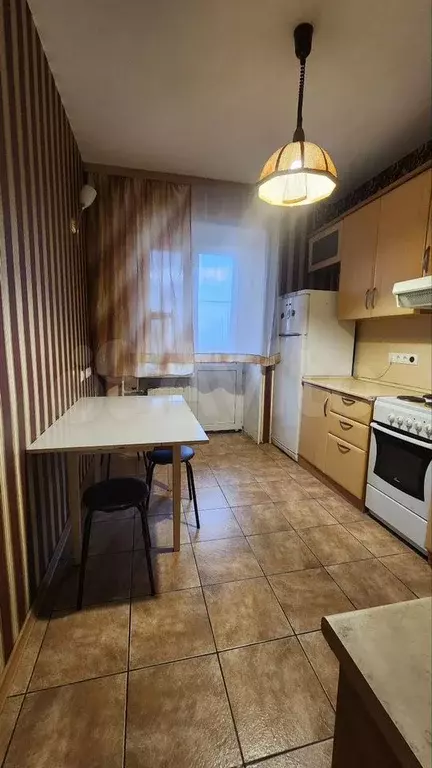 1-к. квартира, 42 м, 7/10 эт. - Фото 1