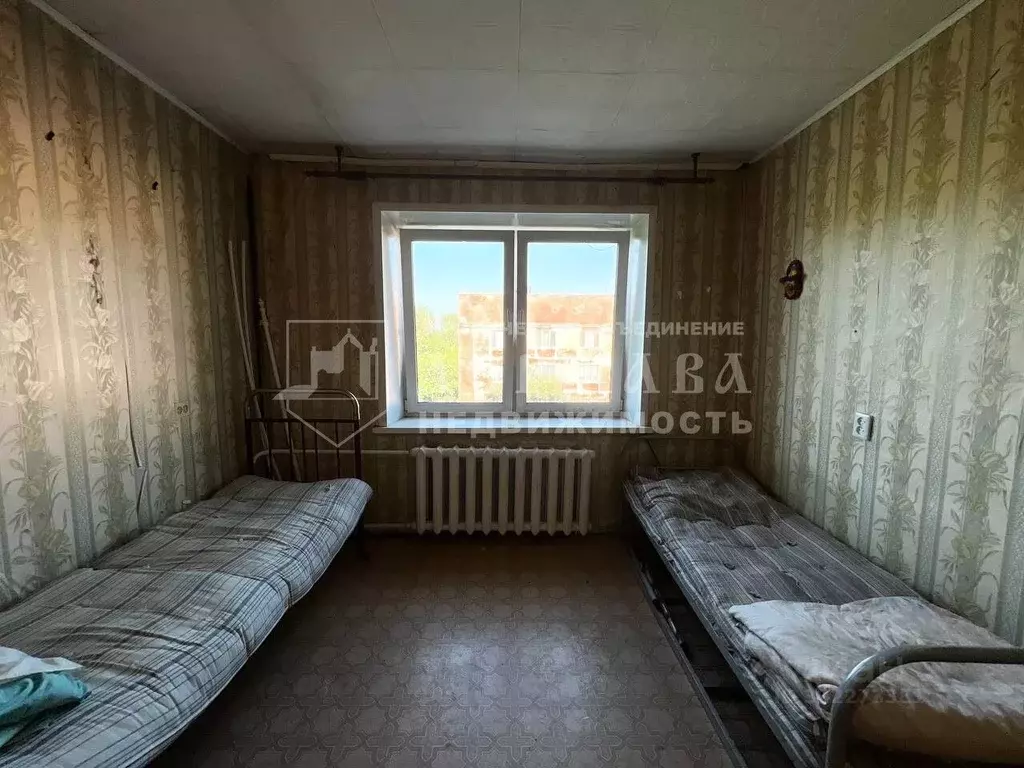 Комната Кемеровская область, Кемерово Предзаводская ул., 1Б (18.0 м) - Фото 0