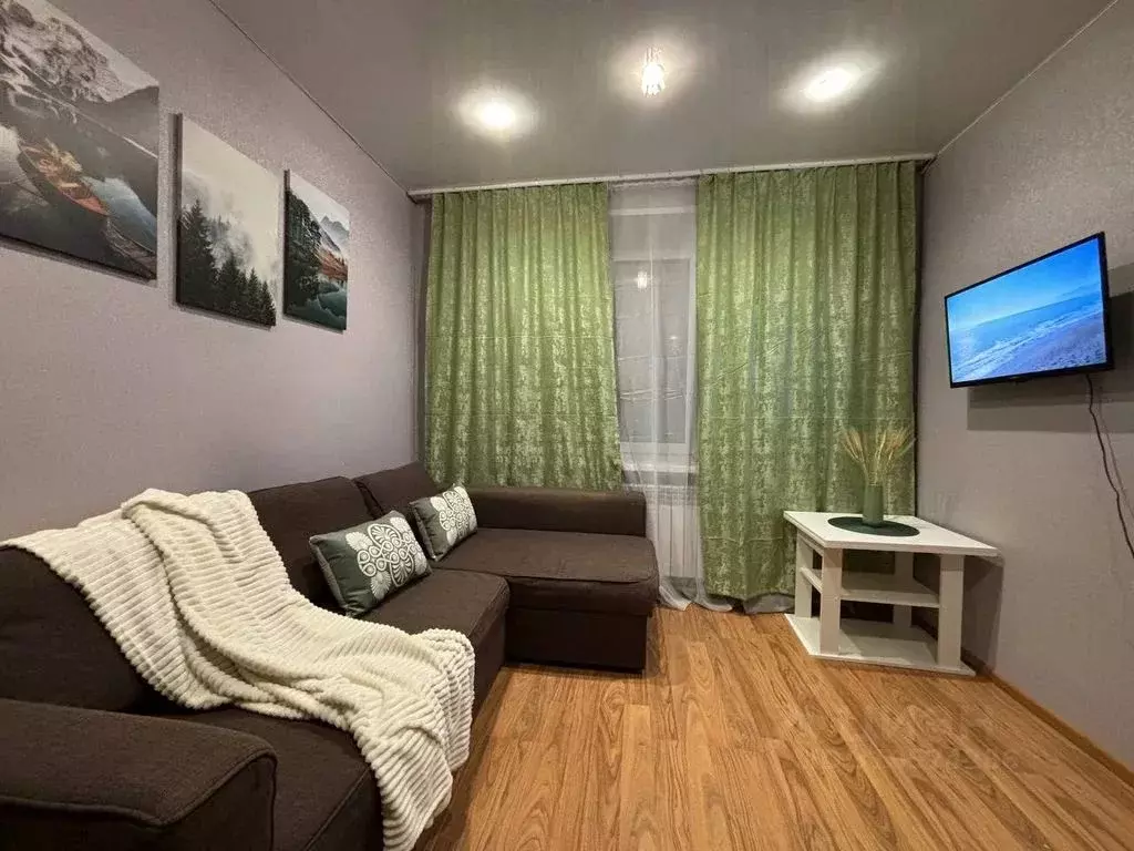 2-к кв. Нижегородская область, Нижний Новгород Радужная ул., 4 (33.0 ... - Фото 0