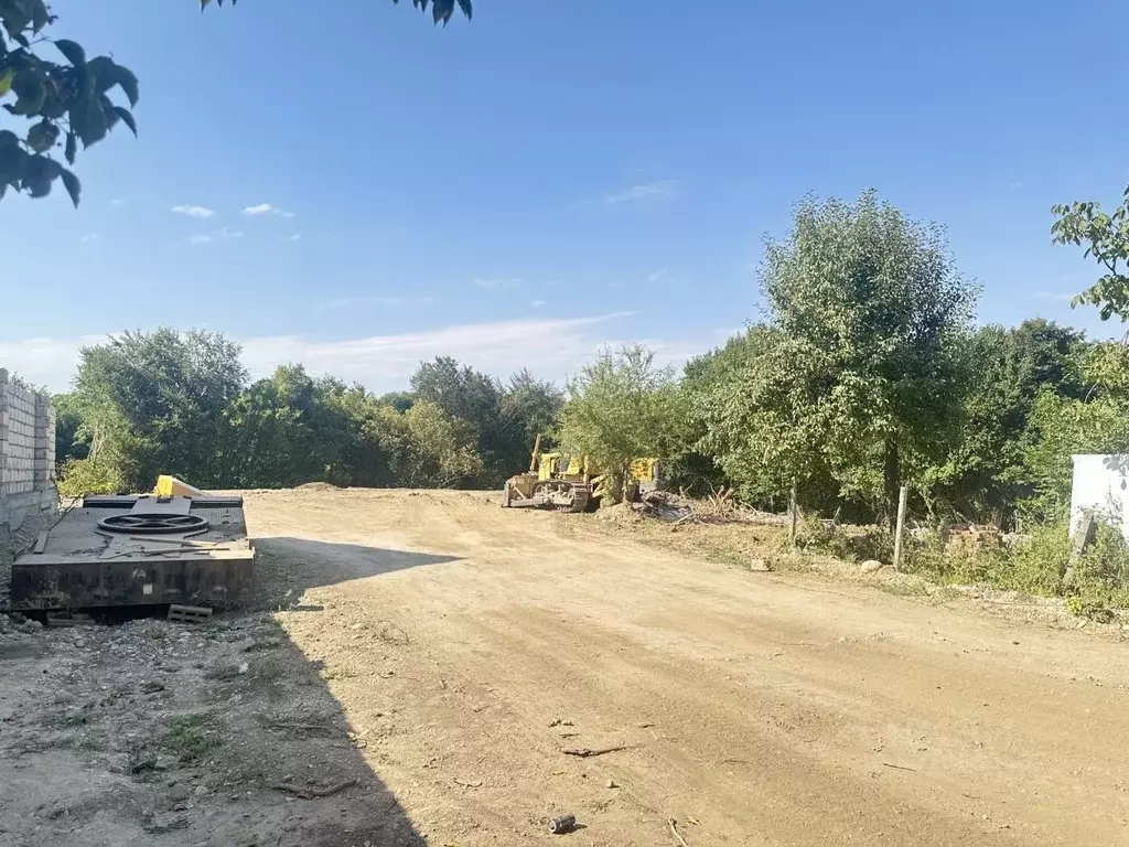 Участок в Кабардино-Балкария, Нальчик городской округ, с. Белая Речка  ... - Фото 1