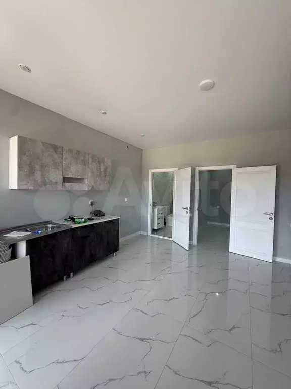 2-к. квартира, 40 м, 1/1 эт. - Фото 0