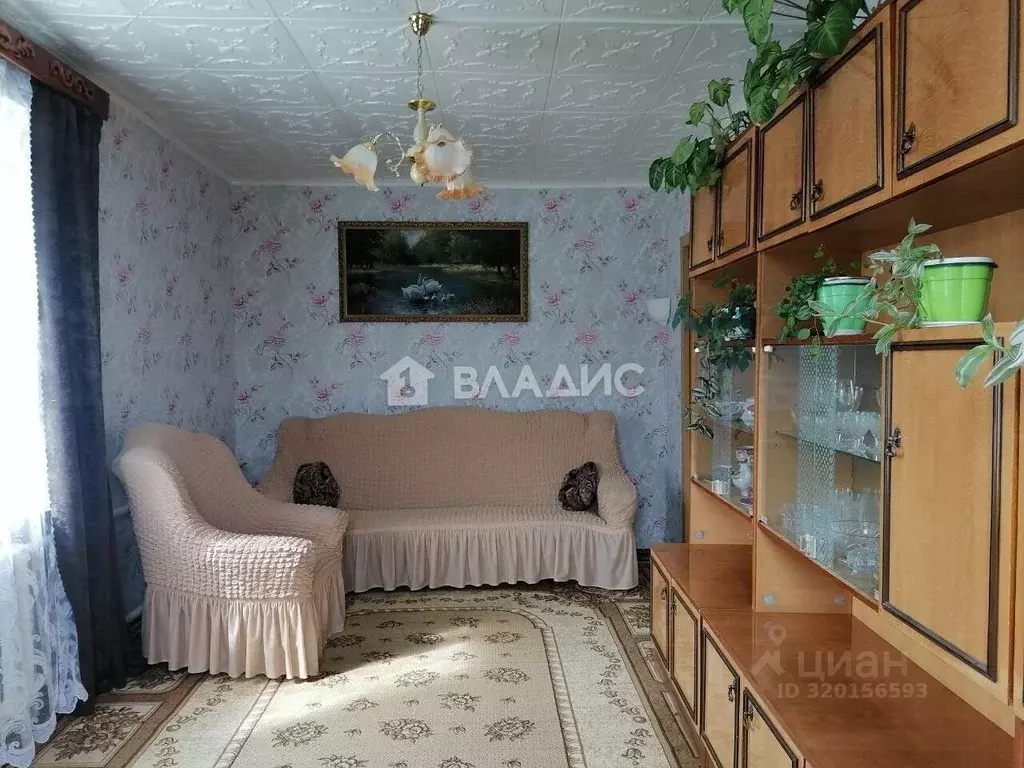 Дом в Брянская область, Дубровское городское поселение, д. Немерь ул. ... - Фото 1