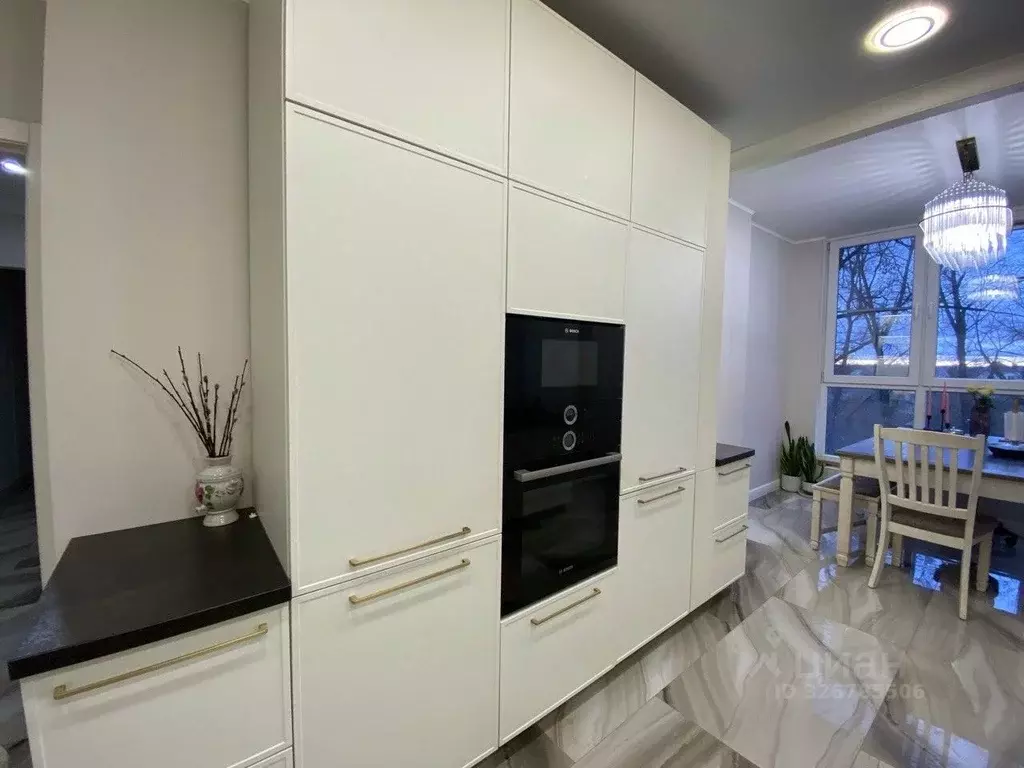 3-к кв. Калининградская область, Калининград Советский просп., 236 ... - Фото 1