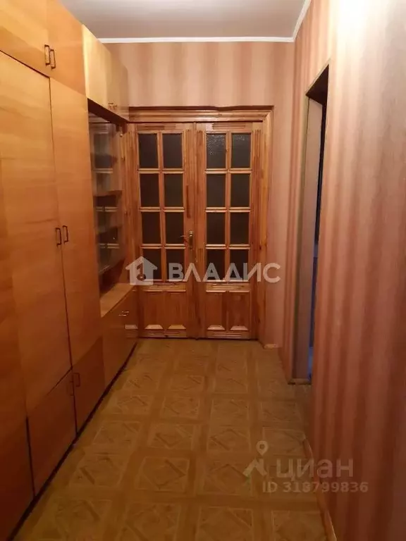 3-к кв. Белгородская область, Белгород ул. 5 Августа, 42 (62.4 м) - Фото 0