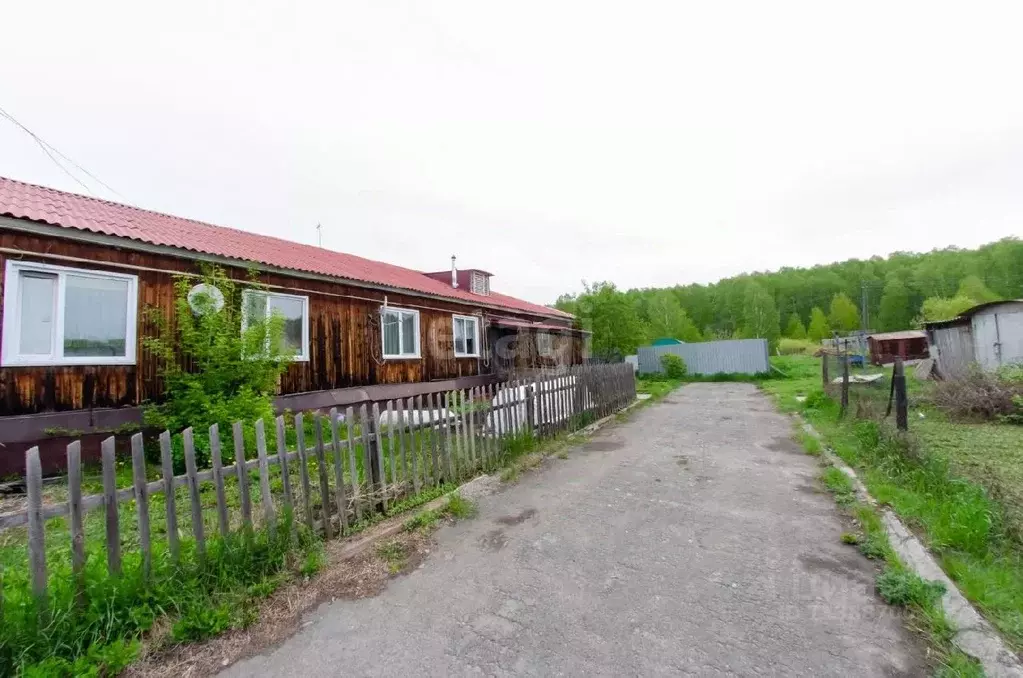 Дом в Курганская область, Далматовский муниципальный округ, с. ... - Фото 0