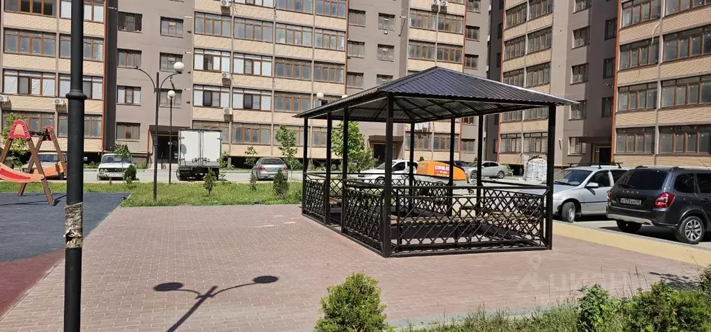2-к кв. Дагестан, Каспийск ул. Зейнудина Батманова, 14А (91.0 м) - Фото 0