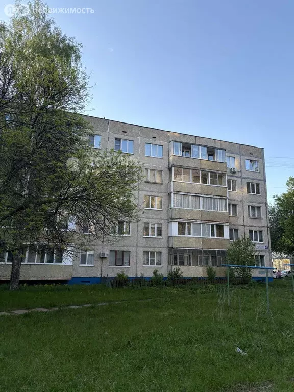 2-комнатная квартира: Чебоксары, улица Мичмана Павлова, 42 (55 м) - Фото 0