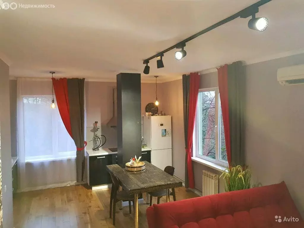 2-комнатная квартира: Сочи, улица Гвоздик, 8А (47 м) - Фото 0
