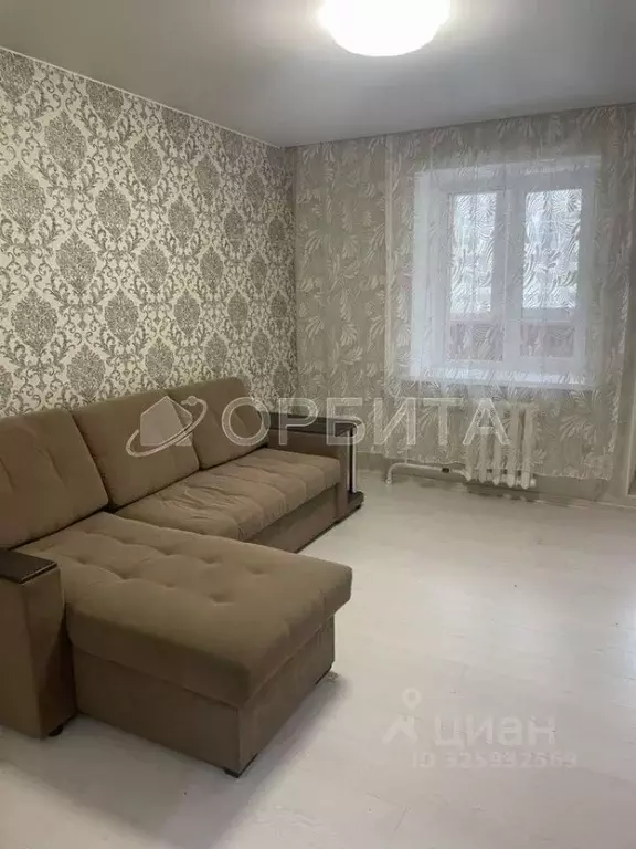 2-к кв. Тюменская область, Тюмень ул. Газопромысловая, 2 (49.0 м) - Фото 1