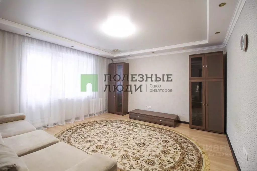 3-к кв. Алтайский край, Барнаул ул. Энтузиастов, 42/55 (66.6 м) - Фото 0