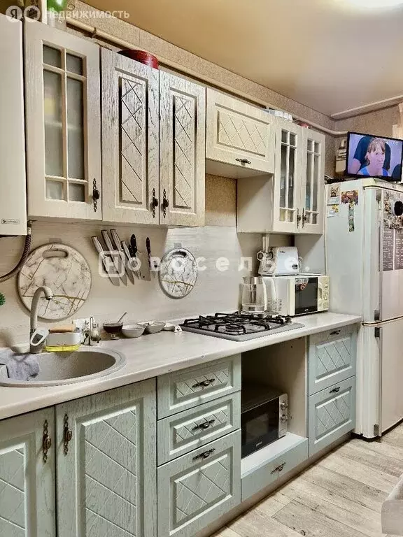 2-комнатная квартира: Александрово, Центральная улица, 18 (49.8 м) - Фото 1