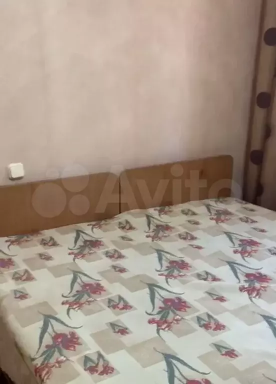 Комната 18 м в 3-к., 4/5 эт. - Фото 1