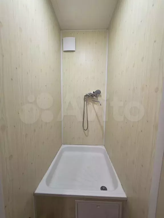 Комната 9,1 м в 5-к., 4/4 эт. - Фото 0