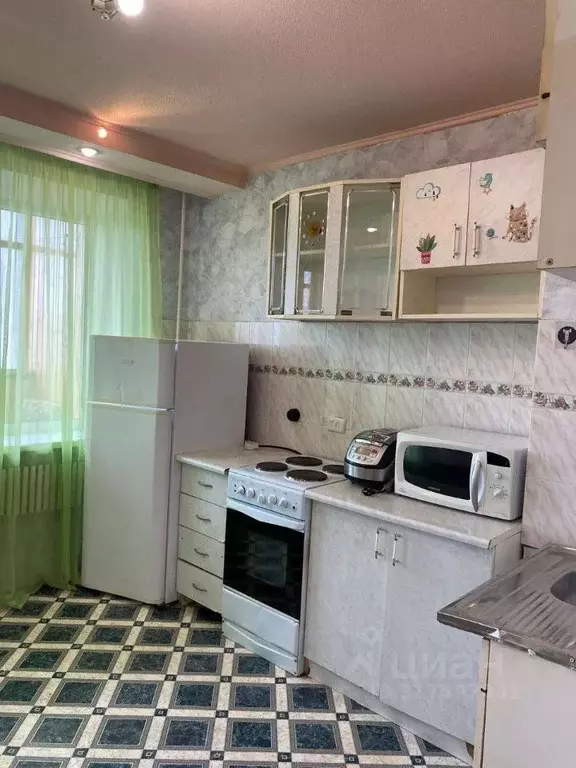 1-к кв. Белгородская область, Старый Оскол Макаренко мкр, 11В (39.0 м) - Фото 0