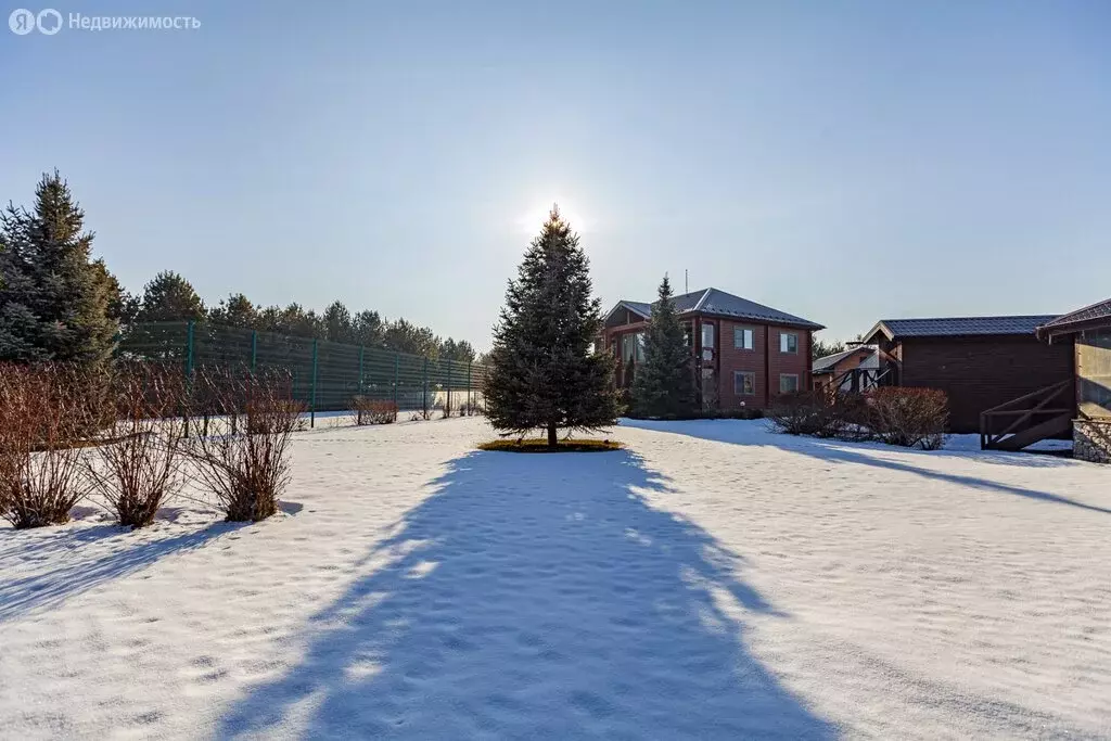 Дом в село Рождествено, Центральная улица (410 м) - Фото 0