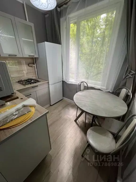 2-к кв. Москва Давыдковская ул., 2к7 (50.0 м) - Фото 0