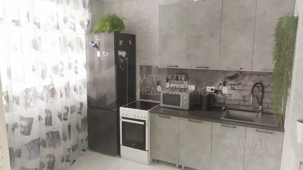 2-к кв. Тюменская область, Тюмень ул. Первооткрывателей, 10 (42.1 м) - Фото 1