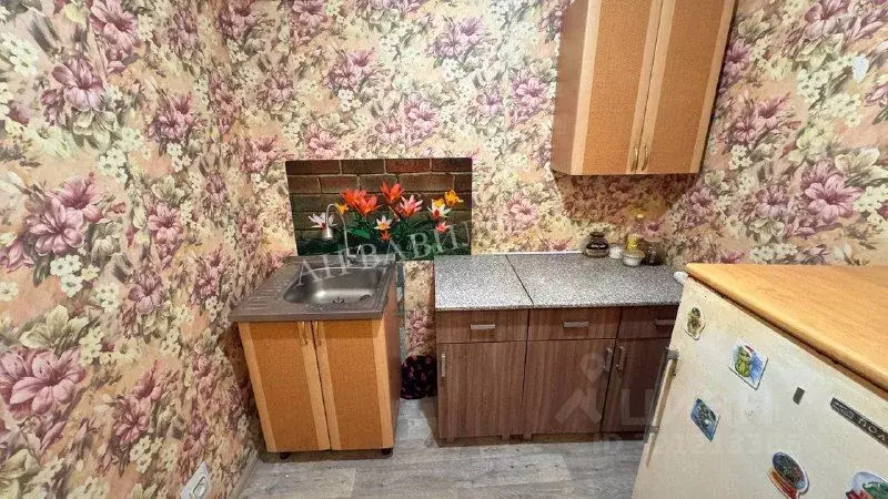 Комната Смоленская область, Смоленск Киевский пер., 14 (17.0 м) - Фото 0