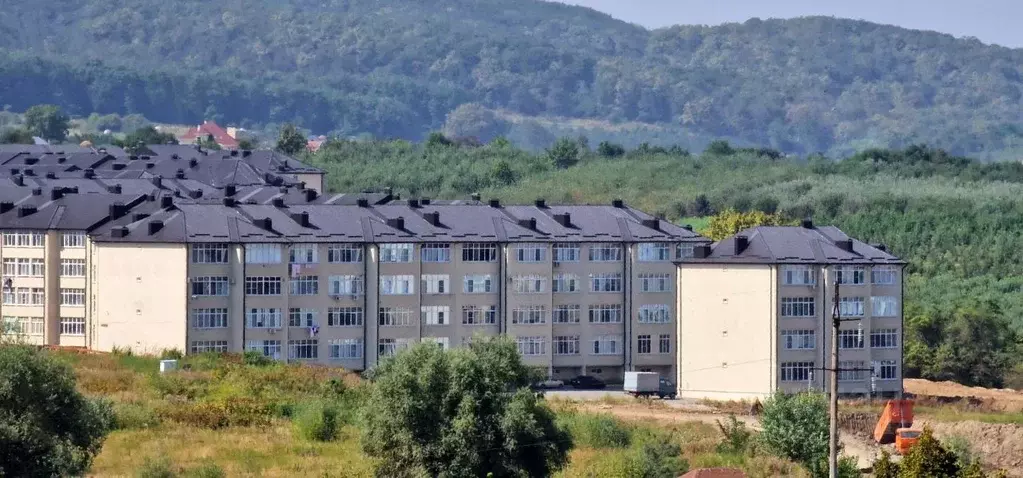 3-к кв. Кабардино-Балкария, Нальчик ул. Солнечная, 12к1 (87.27 м) - Фото 1