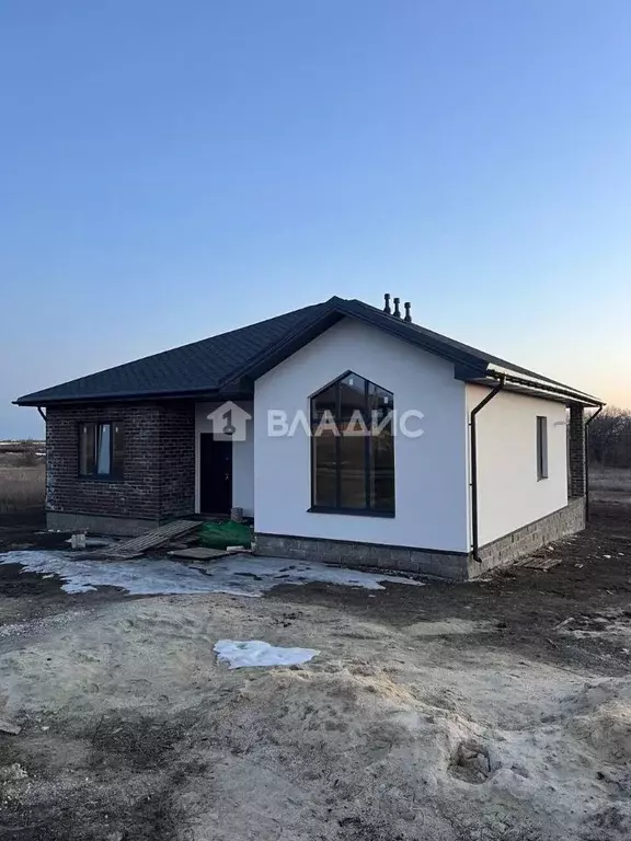 Дом в Белгородская область, Белгородский район, Дубовское с/пос, с. ... - Фото 2