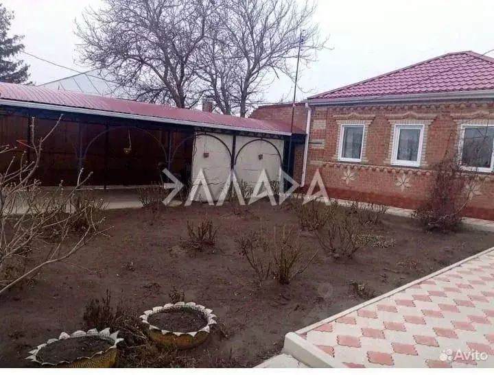 Дом в Ростовская область, Семикаракорский район, Задоно-Кагальницкая ... - Фото 1
