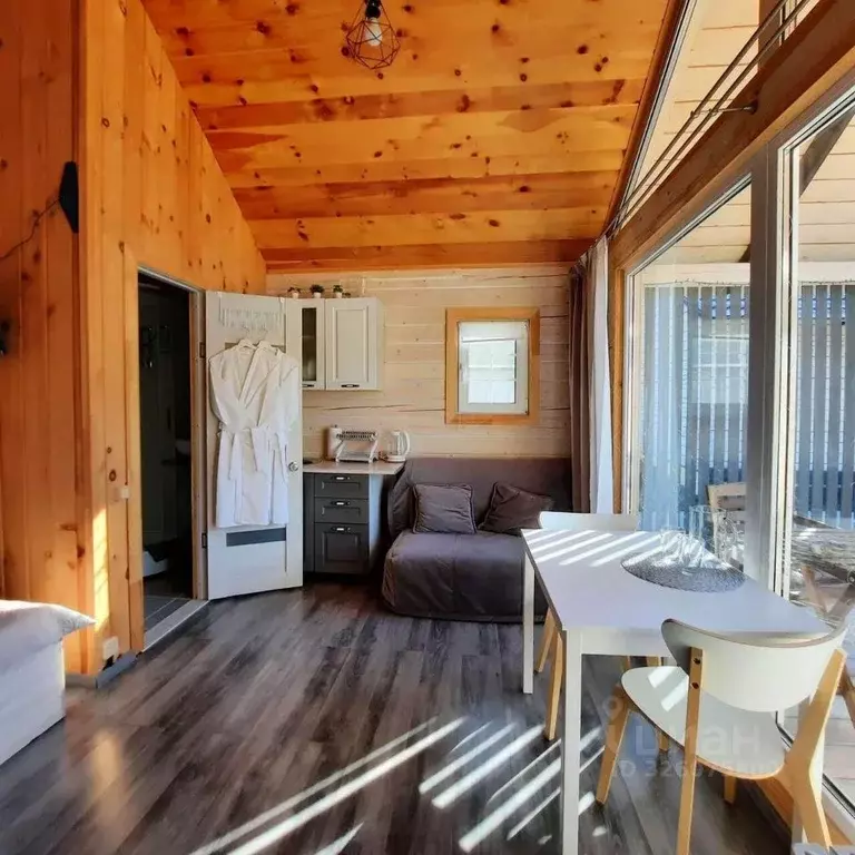 Дом в Алтай, Чемальский район, с. Чемал ул. Прикатунская, 49 (20 м) - Фото 2