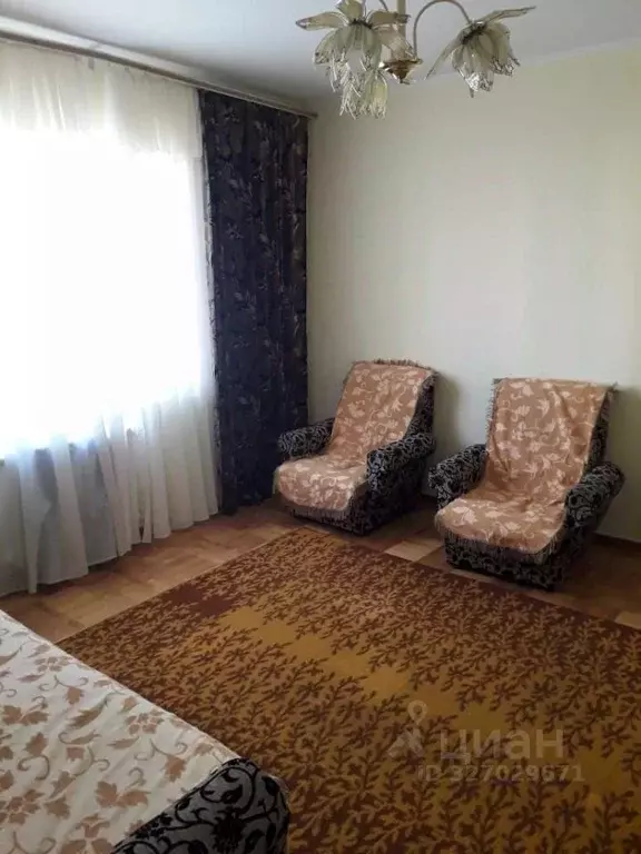 3-к кв. Ростовская область, Ростов-на-Дону Таганрогская ул., 171 (70.0 ... - Фото 1