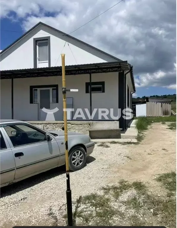 Дом в Крым, Симферопольский район, Трудовское с/пос, с. Строгоновка ... - Фото 1