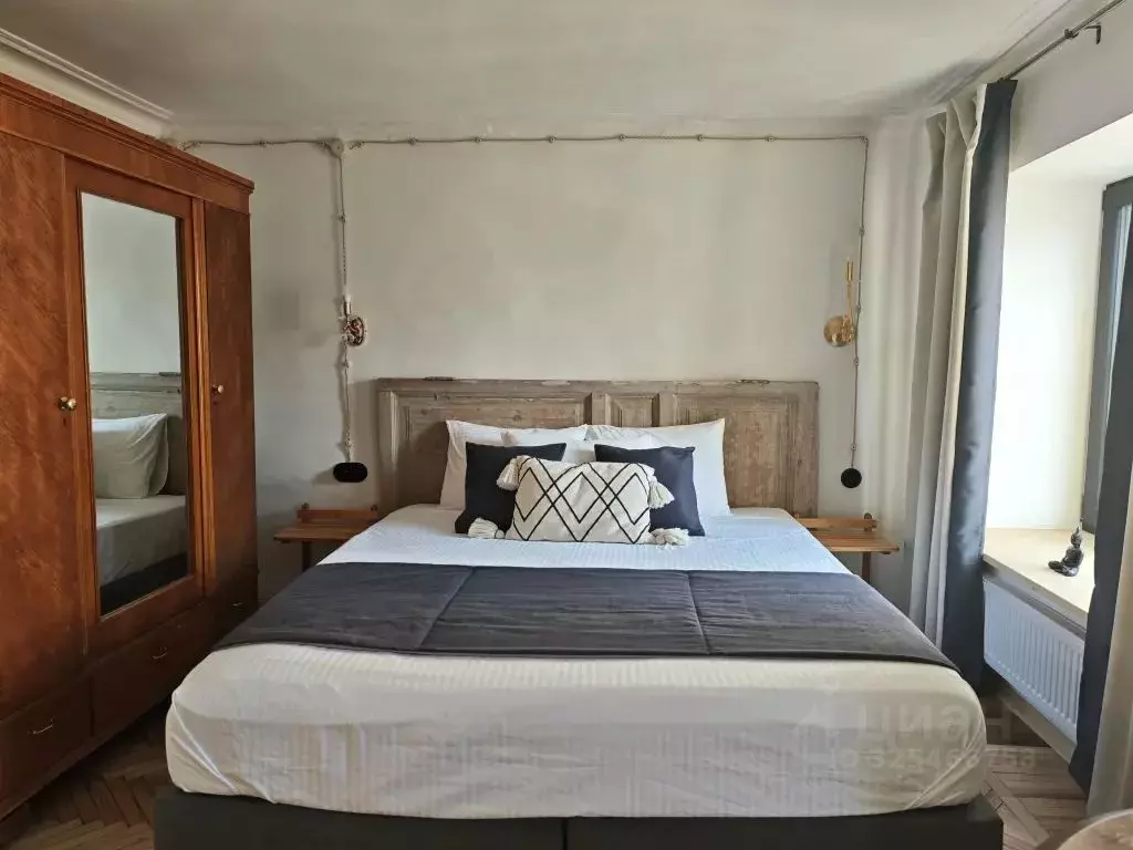 Комната Санкт-Петербург ул. Жуковского, 33 - Фото 1