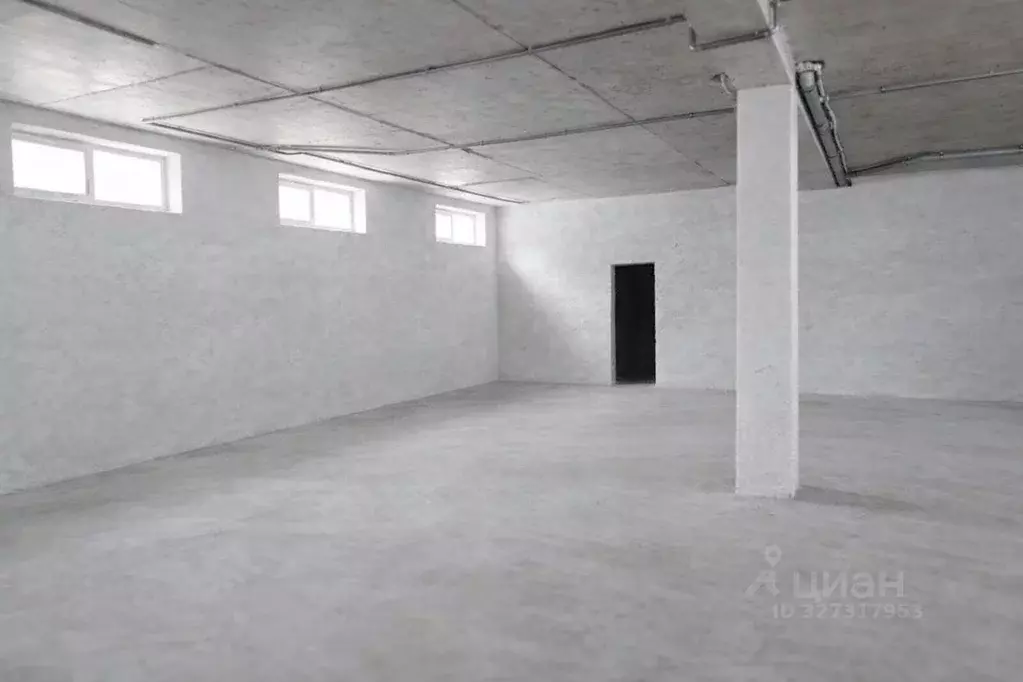 Помещение свободного назначения в Краснодарский край, Горячий Ключ ул. ... - Фото 1