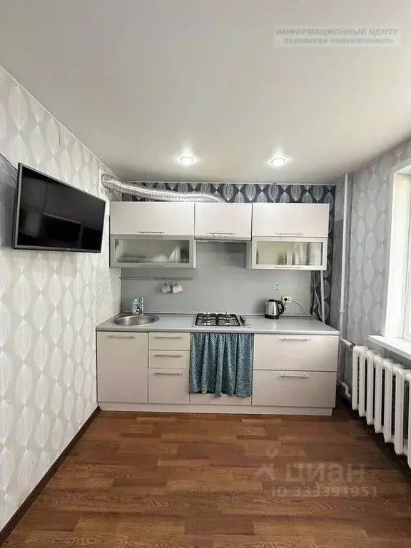 1-к кв. Псковская область, Псков Звездная ул., 10 (33.1 м) - Фото 2