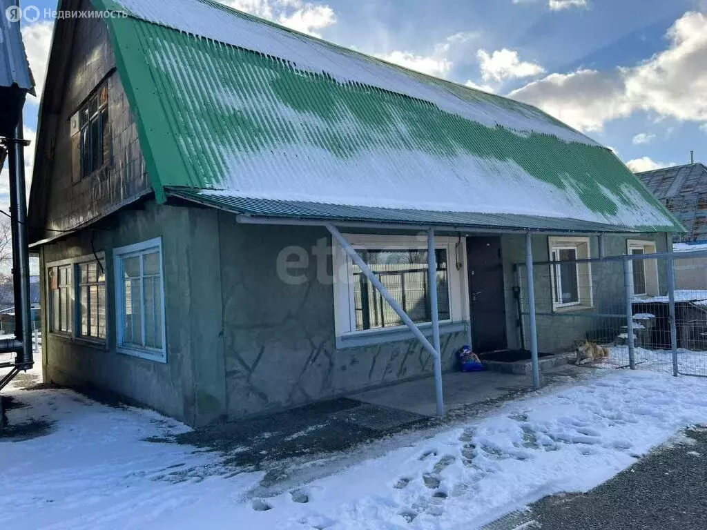 Дом в Камчатский край, Елизовский муниципальный округ, посёлок Красный ... - Фото 1
