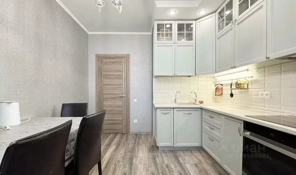 2-к кв. Татарстан, Казань ул. Шуртыгина, 8 (60.0 м) - Фото 1