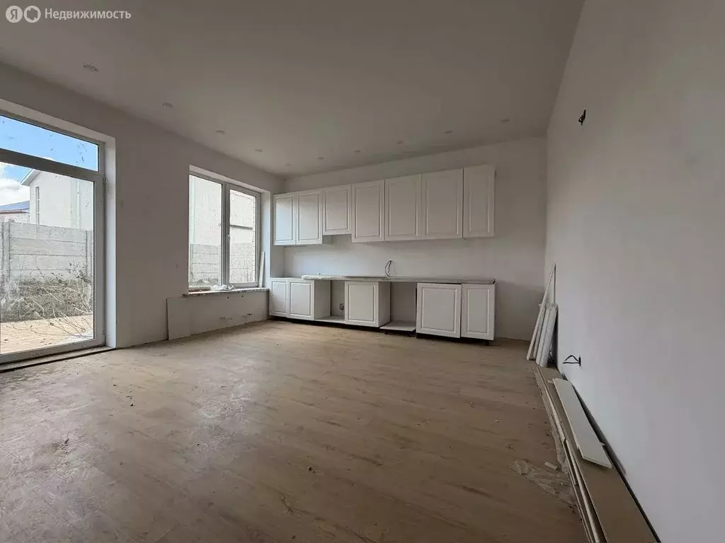 Дом в посёлок Царицын, СНТ Связист, Малиновая улица (114.7 м) - Фото 1