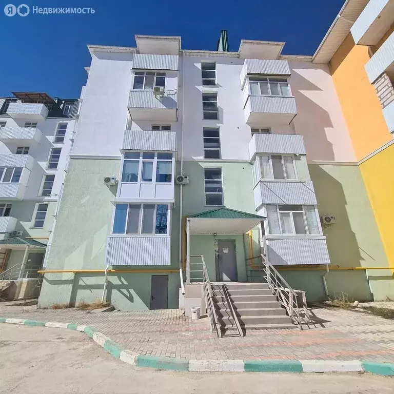 3-комнатная квартира: Феодосия, улица Дружбы, 42Г (70.3 м) - Фото 1