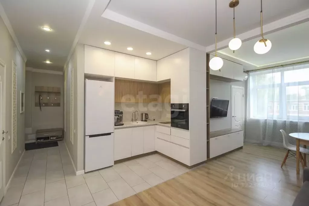 2-к кв. Омская область, Омск ул. Волховстроя, 23 (64.8 м) - Фото 1