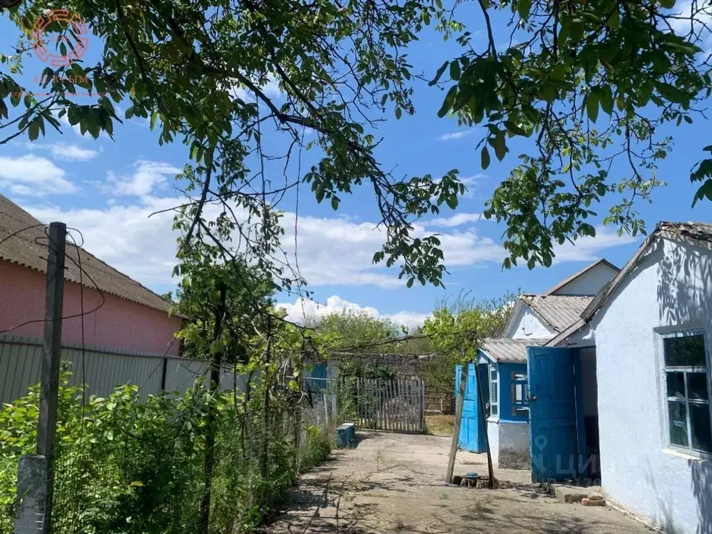 Дом в Крым, Красногвардейский район, с. Ленинское ул. Ленина (38 м) - Фото 1