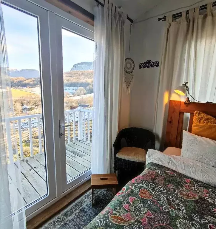 Дом в Крым, Бахчисарайский район, Голубинское с/пос, с. Соколиное ул. ... - Фото 2