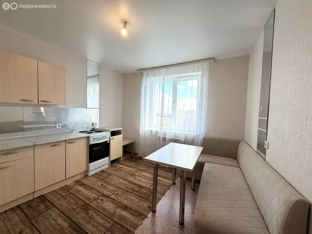 1-комнатная квартира: Казань, улица Виктора Сажинова, 6/9 (44 м) - Фото 2