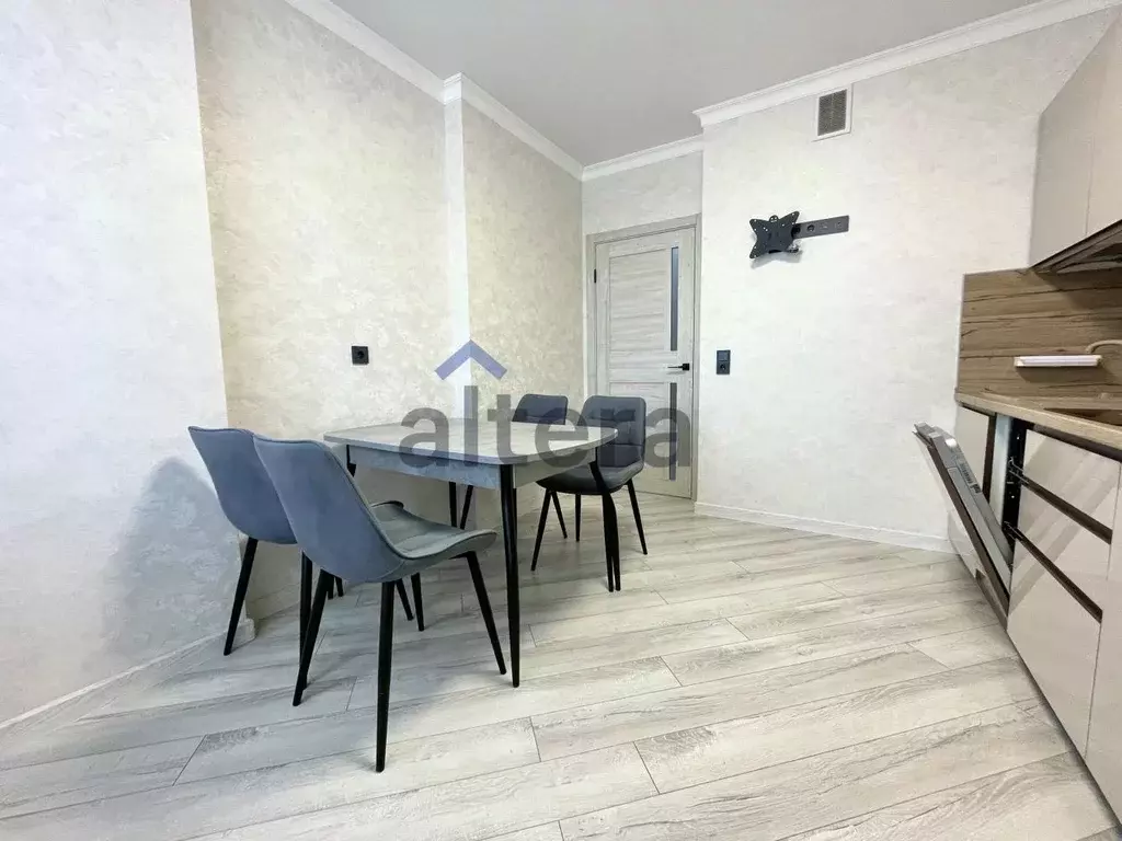 3-к кв. Татарстан, Казань ул. Заслонова, 40к2 (100.0 м) - Фото 1