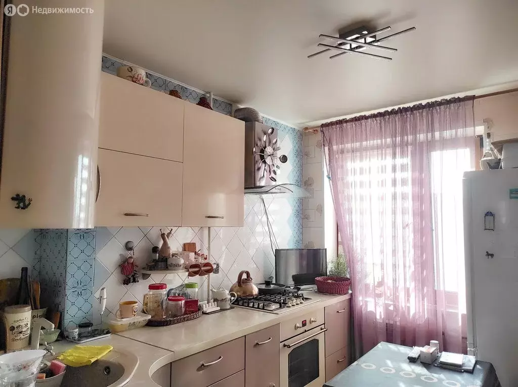 2-комнатная квартира: Саратов, Пензенская улица, 35 (50 м) - Фото 1