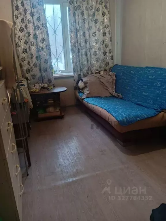 Комната Челябинская область, Челябинск ул. Комарова, 112а (10.0 м) - Фото 1