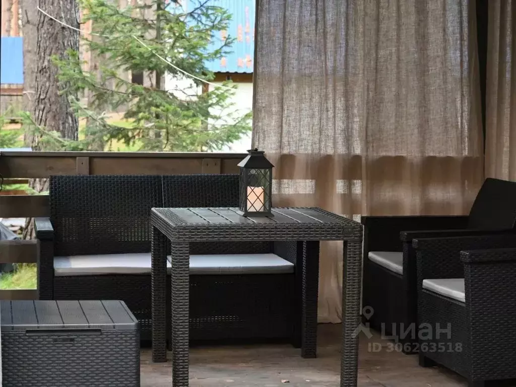 Дом в Красноярский край, Дивногорск городской округ, пос. Усть-Мана ... - Фото 1