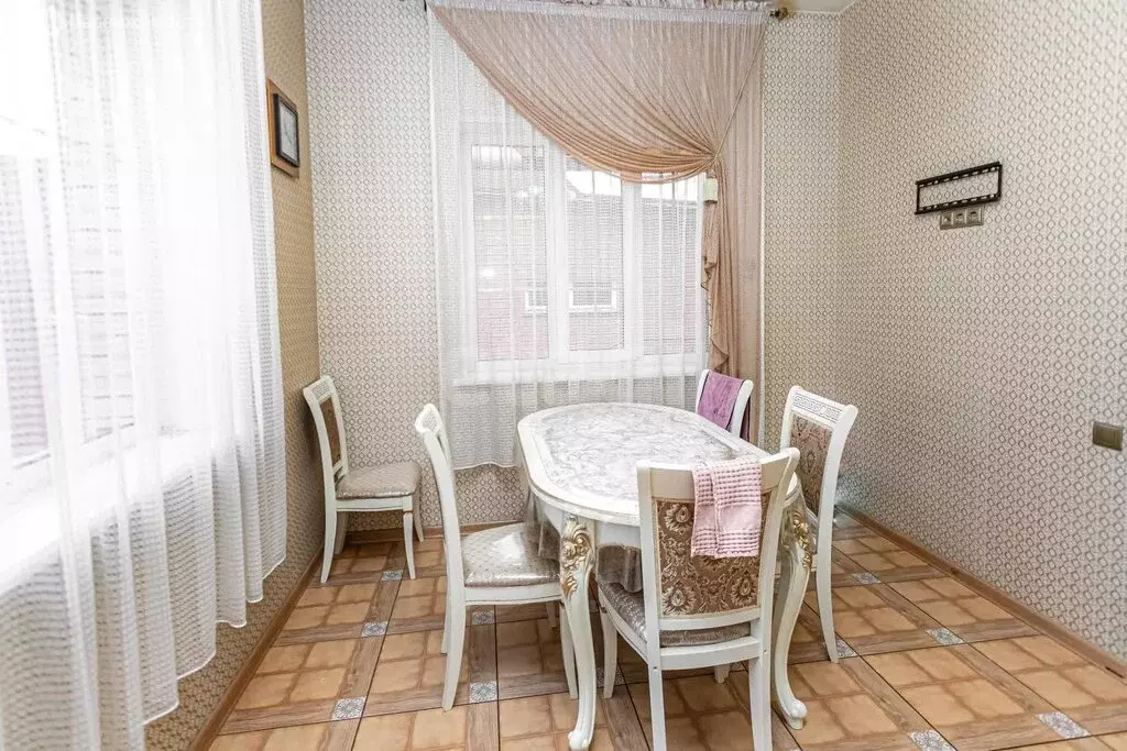 Дом в Искитим, Базарная улица (240 м) - Фото 2