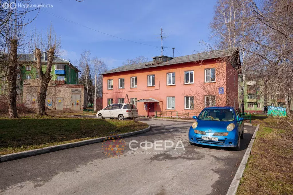 3-комнатная квартира: Новосибирск, Бассейный переулок, 8 (38 м) - Фото 0