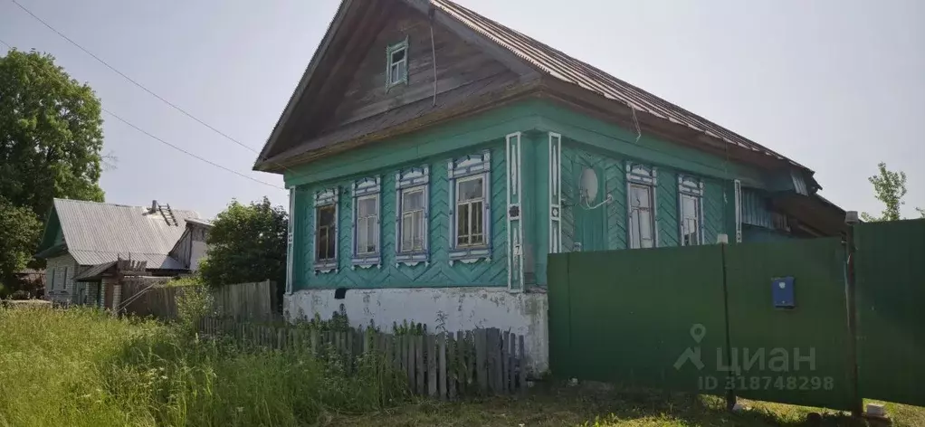 Дом в Марий Эл, Медведевский район, Азяковское с/пос, д. Верхнее ... - Фото 0