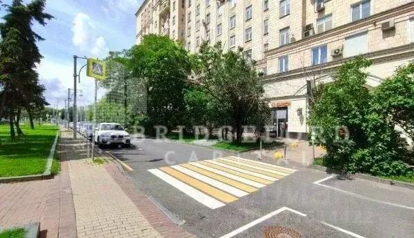Помещение свободного назначения в Москва пл. Победы, 2К2 (687 м) - Фото 0