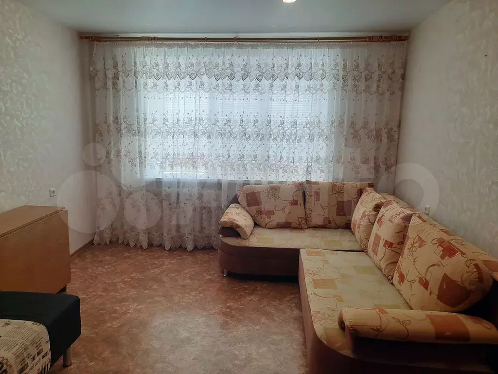 1-к. квартира, 40 м, 4/9 эт. - Фото 1
