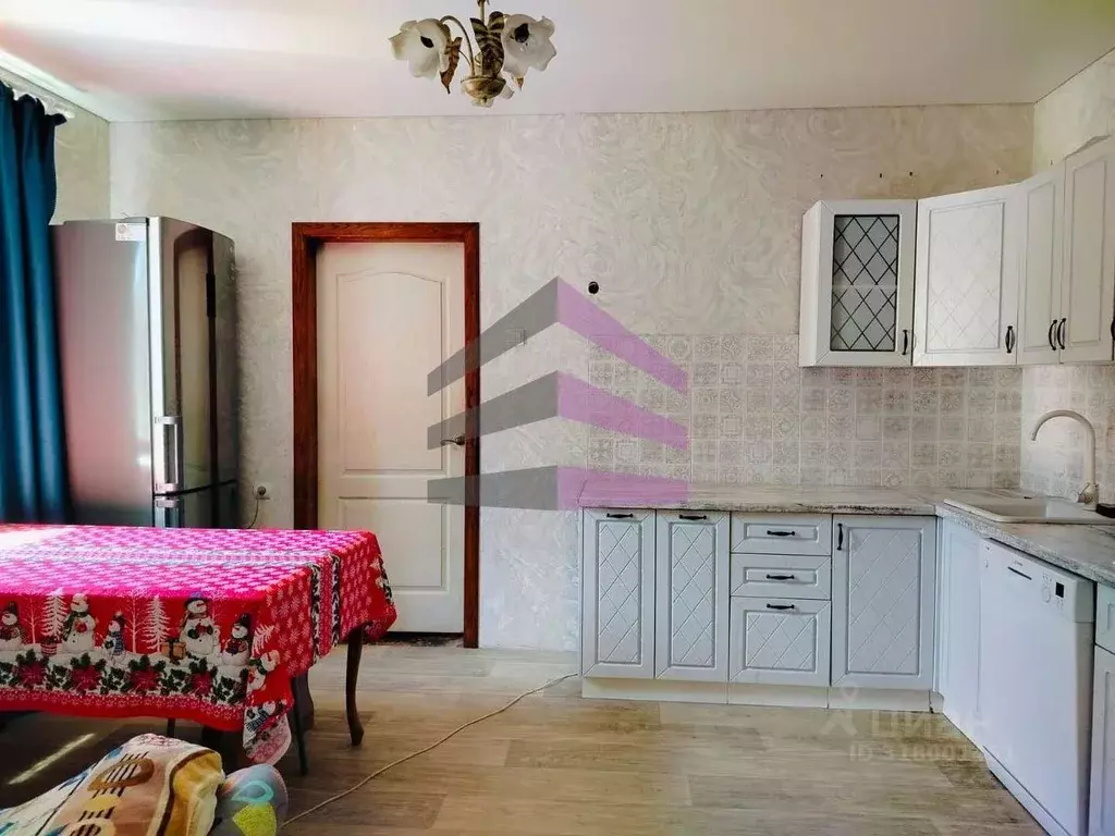 Дом в Воронежская область, Воронеж Багряная ул., 26 (158 м) - Фото 2