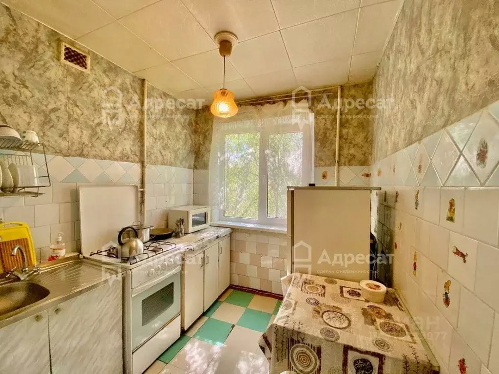 4-к кв. Волгоградская область, Волгоград Брестская ул., 23 (62.0 м) - Фото 0